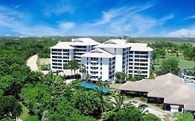 The Royal Gems Golf Resort
